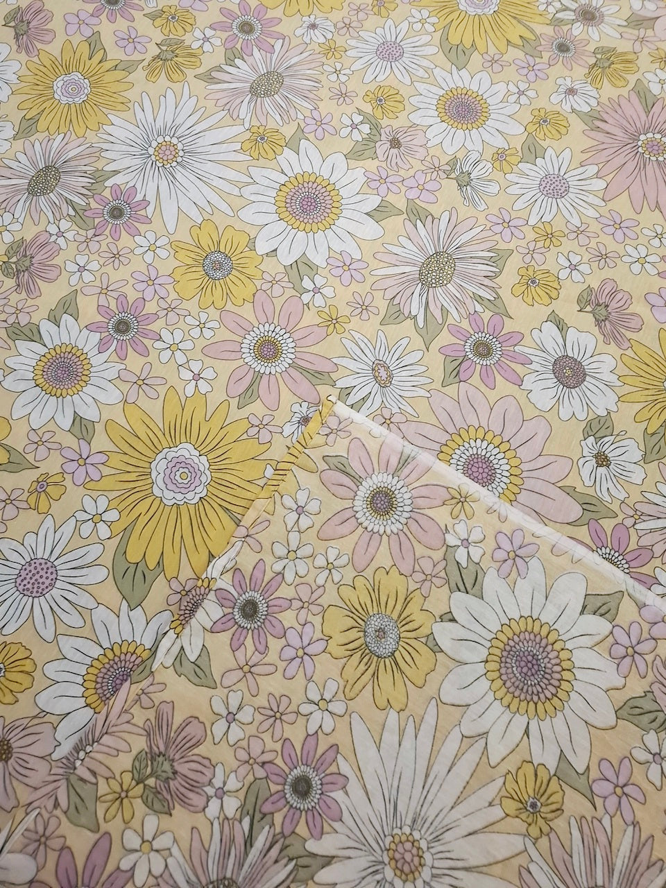 Vintage italian floral bedsheet